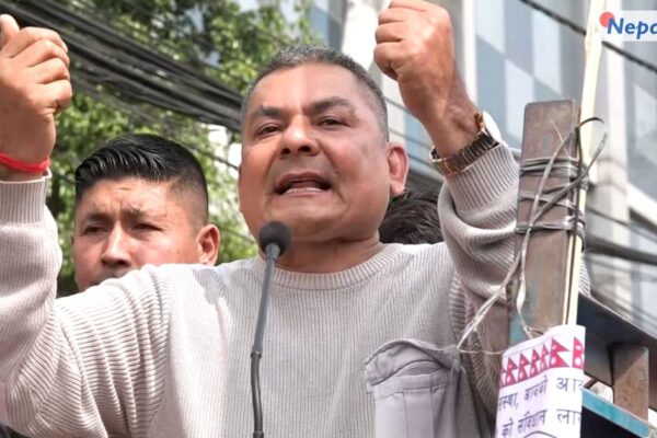 दुर्गा प्रसाईँ पक्राउ परेनन्, प्रहरीले विमानस्थलबाट घर पुर्‍याइदियो