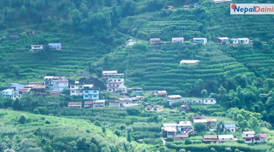भोटेचौरबाट देखिन्छ सिन्धुपाल्चोकको अद्भुत प्राकृतिक सौन्दर्य (तस्बिरहरू)