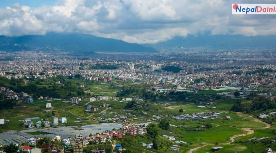 झरीपछि खुल्यो काठमाडौं: सफा आकाश र हरिया डाँडाले मनमोहक दृश्य (फोटोफिचर)