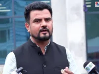 संसद बाहिर के-भने सांसदहरूले ?