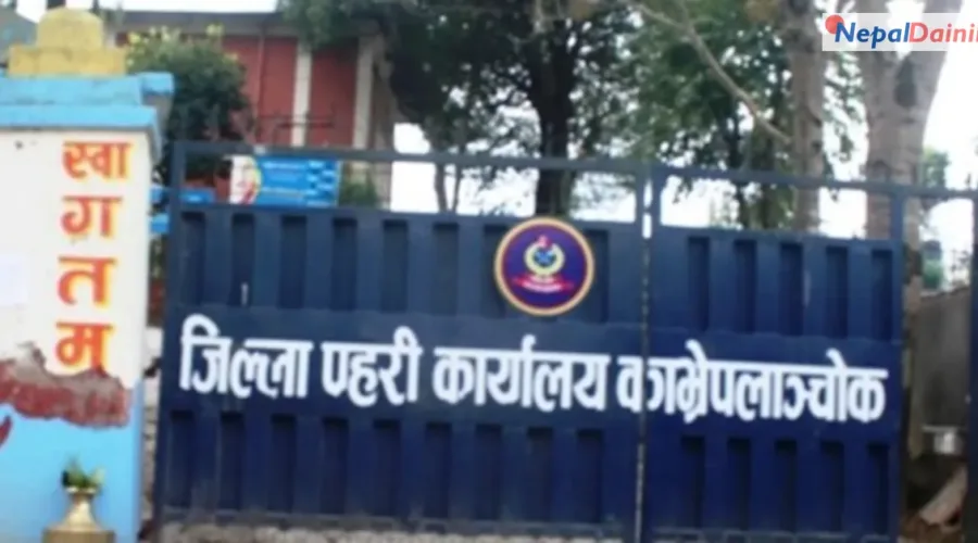 बीपी राजमार्गमा सवारी आवागमन अस्थायी रूपमा रोकियो