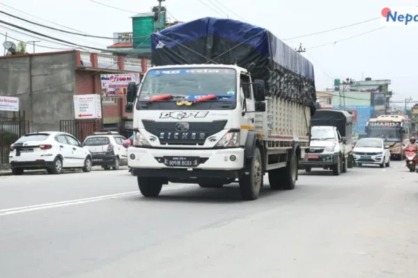काठमाडौं उपत्यकाबाट बाहिरिने सडकमा सवारी आवागमन सुचारु, यात्रुलाई राहत