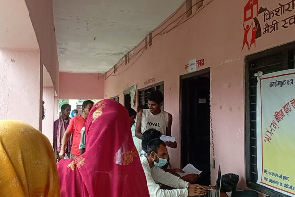 गोलबजार–७ मा ‘टीबी फ्री अभियान’ : ७५ जनाको निःशुल्क एक्स–रे, ४ जना शंकास्पद क्षयरोगी भेटिए