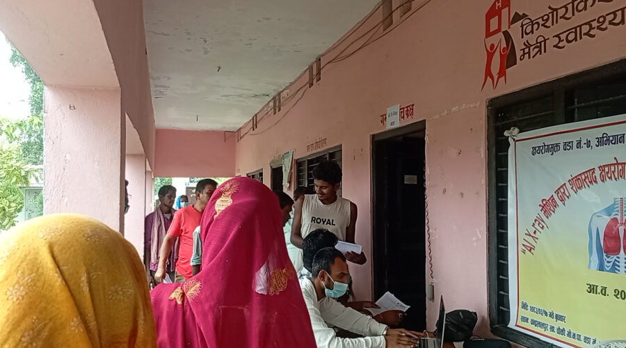 गोलबजार–७ मा ‘टीबी फ्री अभियान’ : ७५ जनाको निःशुल्क एक्स–रे, ४ जना शंकास्पद क्षयरोगी भेटिए