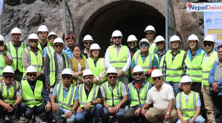 डोल्पामा १०६ मेगावाटको जगदुल्ला जलविद्युत् आयोजनाको मुख्य सुरुङ निर्माण औपचारिक रूपमा सुरु