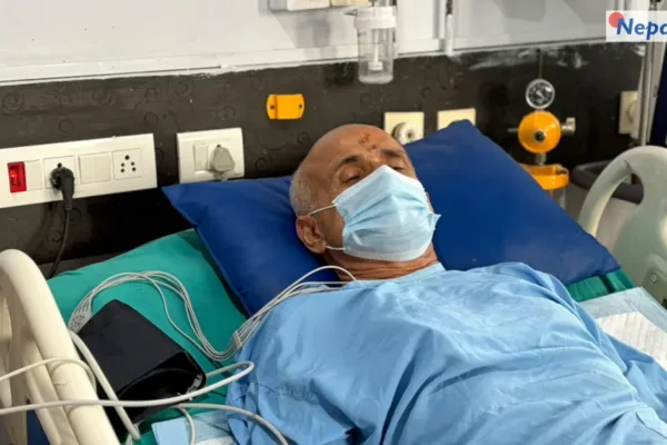 डा. गोविन्द केसी र सरकारबीच आज आइतबार औपचारिक वार्ता हुँदै