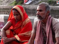डेढ लाखको ऋणले खाई ६०–६५ लाख, सर्लाहीका महतो दम्पती ९६ दिनदेखि माइतीघरमा धर्नारत