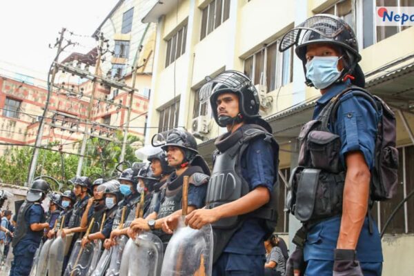 मुगुका गणेश नेपालीको निधन: वीर अस्पतालमा तनाव, ठूलो संख्यामा प्रहरी परिचालन
