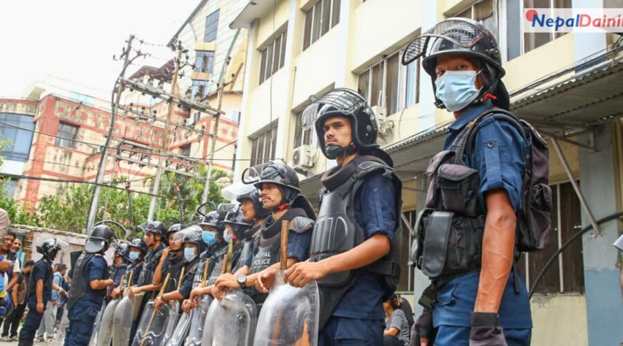 मुगुका गणेश नेपालीको निधन: वीर अस्पतालमा तनाव, ठूलो संख्यामा प्रहरी परिचालन