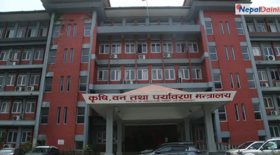 कृषि मन्त्रालयका १०० दिन: बीमा प्रणाली डिजिटल बनाइयो, ८९ हजार मेट्रिक टन मल वितरण