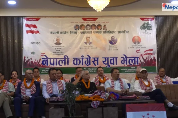 नेपाली कांग्रेसका नेता डा.शशांक कोइरालाको भेलामा भाषण